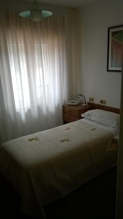 Albergo Ristorante Iris เอารอนโซ ดิ คาโดเร ภายนอก รูปภาพ